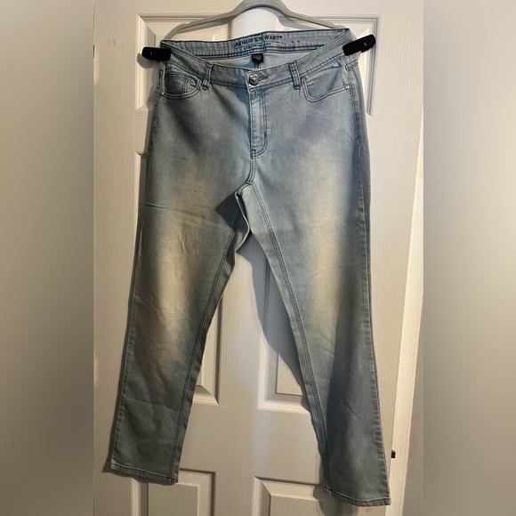 Ashley Stewart Jeans - Picture 1 of 4